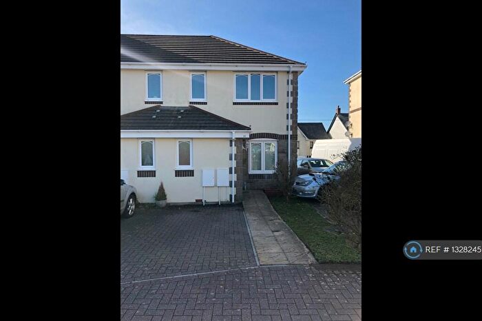 3 Bedroom End Of Terrace House To Rent In Harris Close, Kelly Bray, Callington, PL17