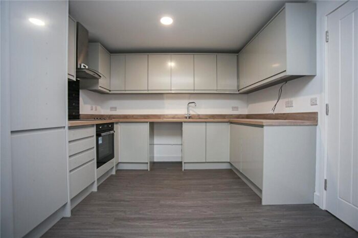 1 Bedroom Apartment To Rent In Pennine Road, Cheltenham, Gloucestershire, GL52