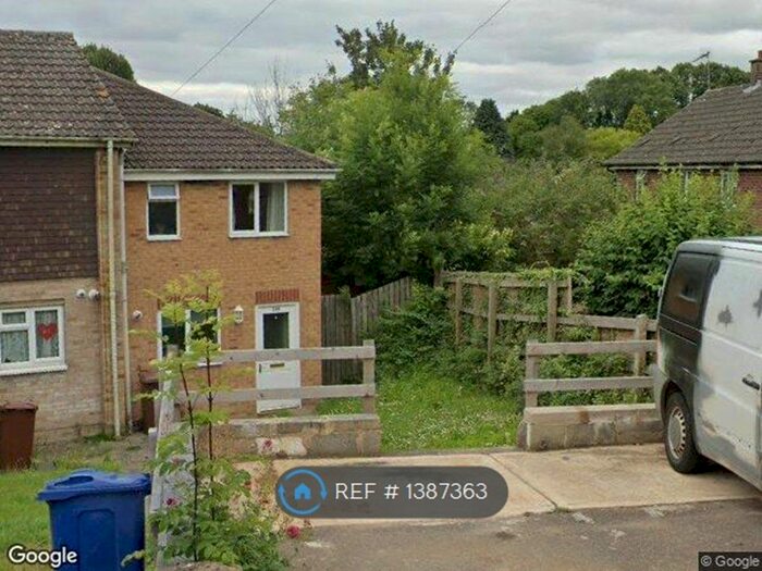 2 Bedroom End Of Terrace House To Rent In Lennox Gardens, Banbury, OX16