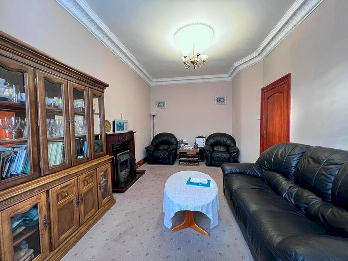 5 Bedroom Property To Rent In Albert Road, Ilford, IG1