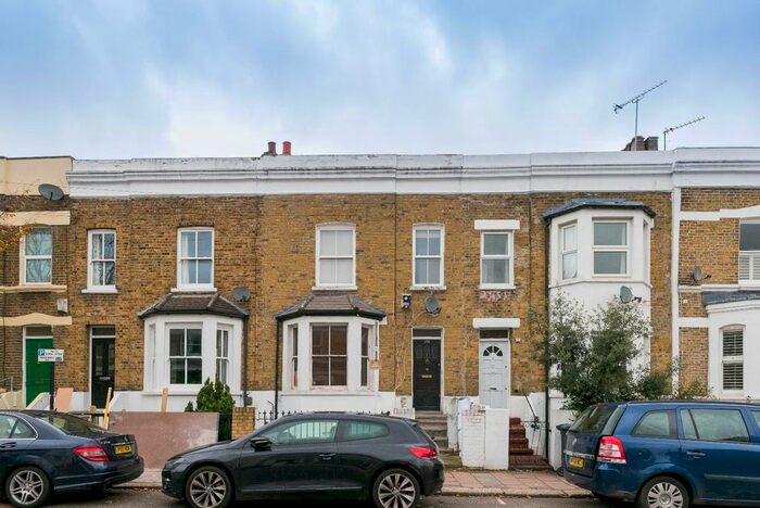 1 Bedroom Flat To Rent In Ferndale Road, London, SW4