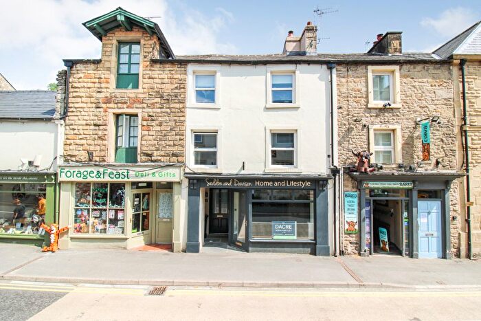 3 Bedroom Flat To Rent In Duke Street, Settle, North Yorkshire, BD24