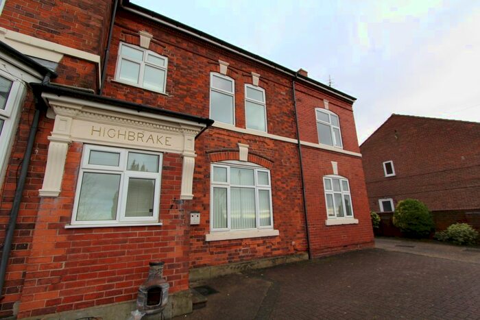 2 Bedroom Flat To Rent In Hill Top, Bolsover, Chesterfield, S44
