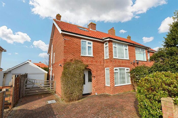3 Bedroom Semi-Detached House For Sale In Heath Road, Sheringham, NR26