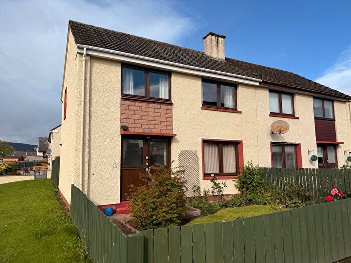 3 Bedroom Semi Detached House For Sale In Shillinghill, Alness, IV17