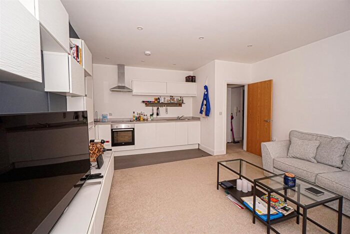 2 Bedroom Flat For Sale In Charles Road, St. Leonards-On-Sea, TN38