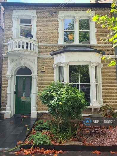 1 Bedroom Flat To Rent In Crystal Palace/Gypsy Hill, London, SE19