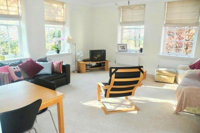 1 Bedroom Flat To Rent In Standard Hill, Nottingham, NG1