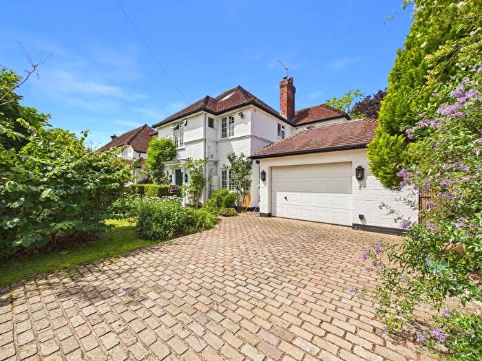 5 Bedroom Detached House To Rent In Sudbrook Gardens, Surrey, TW10