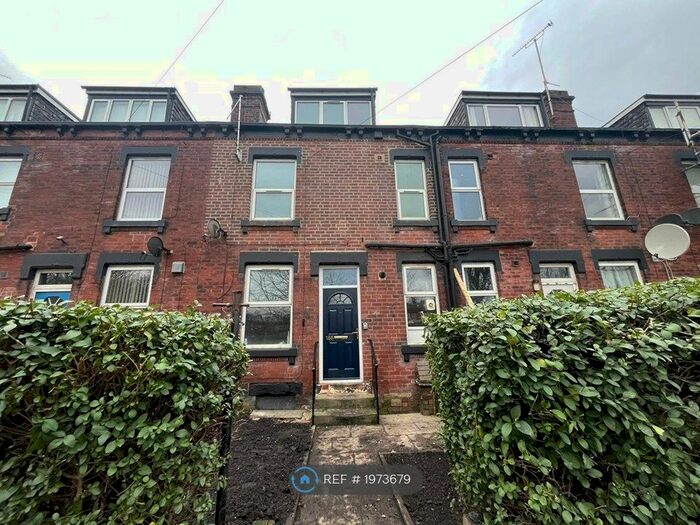 2 Bedroom Terraced House To Rent In Moor Road, Hunslet, Leeds, LS10