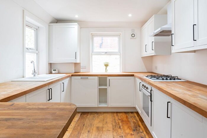 4 Bedroom Semi Detached House To Rent In Langton Road, Liverpool, L15