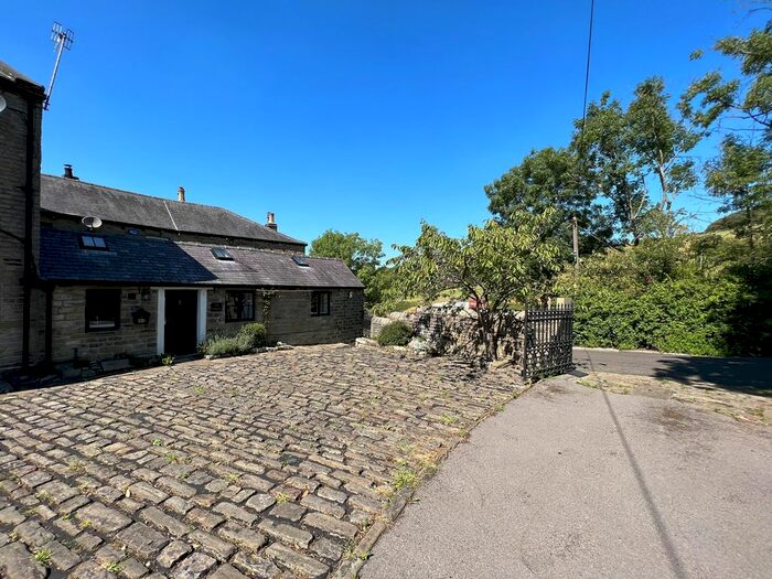 1 Bedroom Bungalow To Rent In Hall Ing, Honley, Holmfirth, HD9