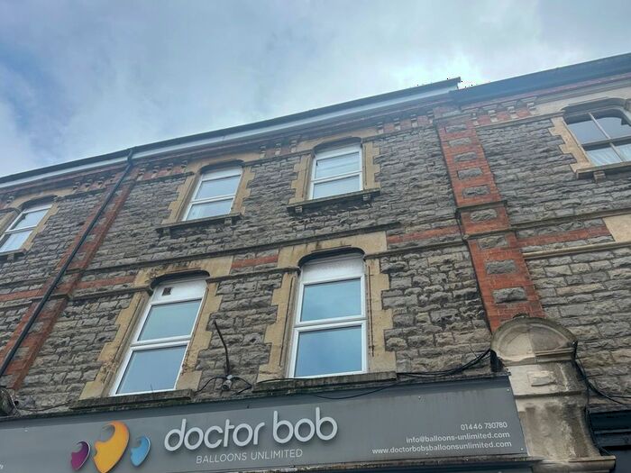 1 Bedroom Studio To Rent In High Street, Barry, CF62