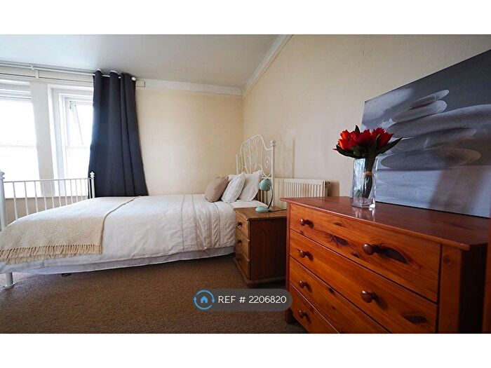 5 Bedroom Terraced House To Rent In Lymore Avenue, Bath, BA2