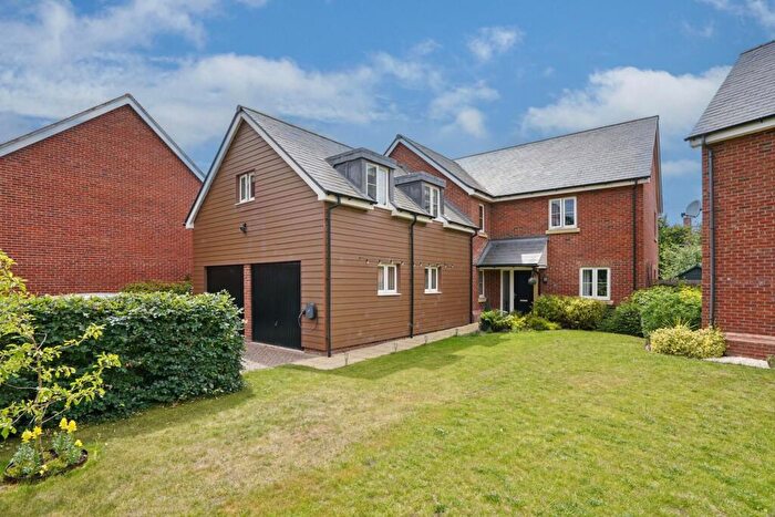 6 Bedroom Detached House For Sale In Whitfield Gardens, East Hanney, OX12