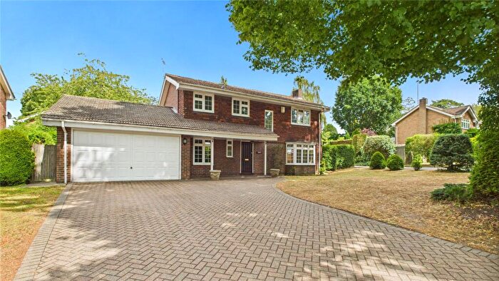 4 Bedroom Detached House For Sale In Ridgeway, Horsell, Woking, Surrey, GU21