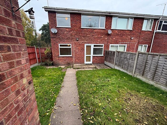 3 Bedroom Semi Detached House To Rent In Blandford Drive, Walsgrave, Coventry, CV2