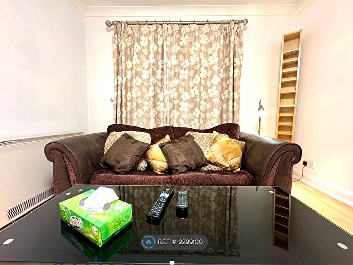 1 Bedroom Flat To Rent In Randolph Gardens, London, NW6