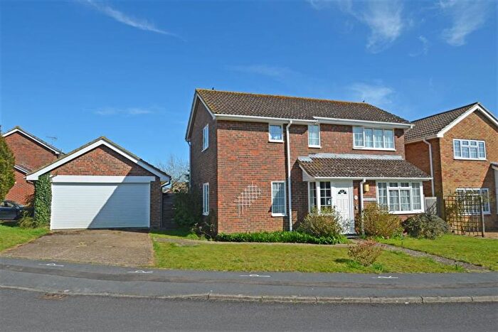 3 Bedroom Detached House For Sale In Tansy Mead, Storrington, West Sussex, RH20