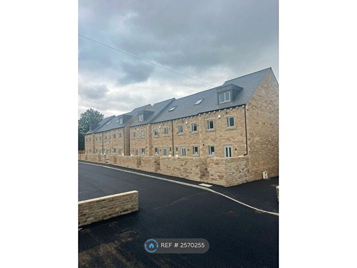 4 Bedroom Terraced House To Rent In Bluebell Close, Bailiff Bridge, Brighouse, HD6