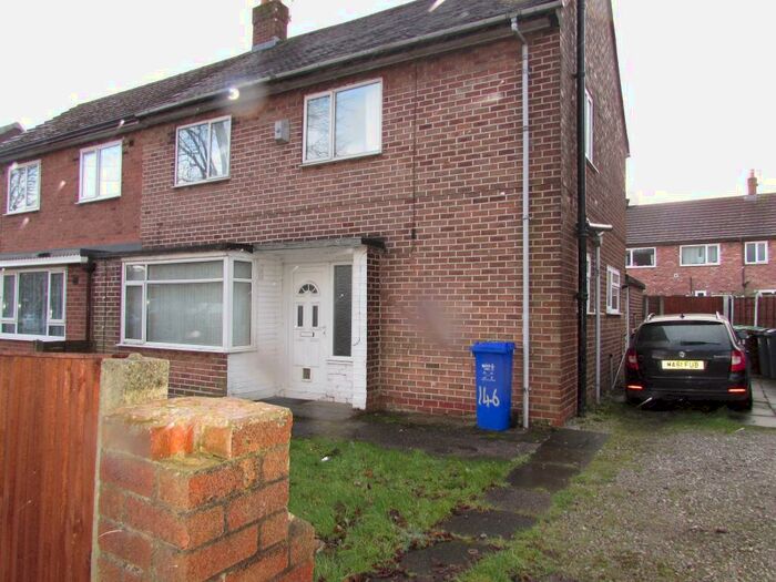 Houses for sale & to rent in M90 3FH, Terminal One, Woodhouse Park