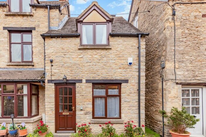 1 Bedroom Terraced House To Rent In High Street, Witney, OX28