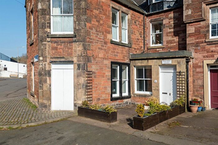 3 Bedroom Flat For Sale In Newtown St. Boswells, Melrose, TD6