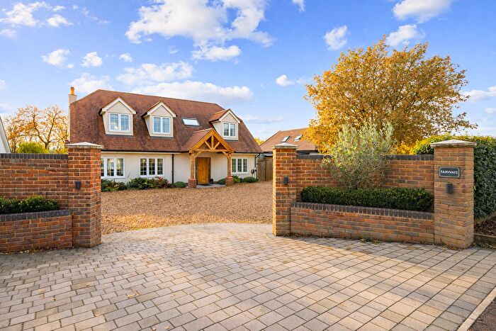 4 Bedroom Detached House For Sale In Westmill Road, Ware, SG12