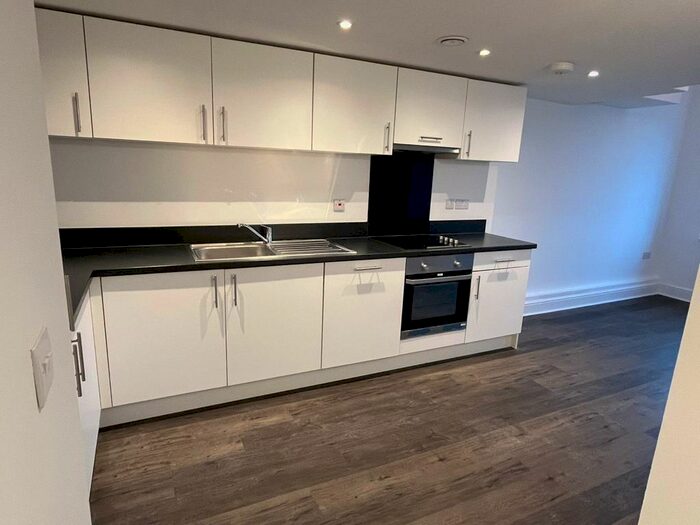 2 Bedroom Apartment To Rent In Leigh Street, High