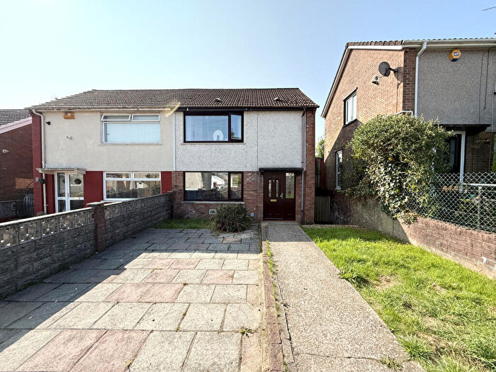 2 Bedroom Semi-Detached House For Sale In Graiglwyd, Cwmdare, Aberdare, CF44