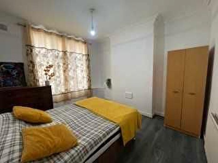 4 Bedroom Terraced House To Rent In Daswood Road, Leicester, LE2