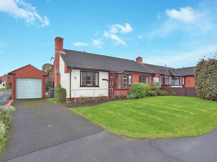 3 Bedroom Detached Bungalow For Sale In Webbers Way, Willand Old Village, Cullompton, EX15