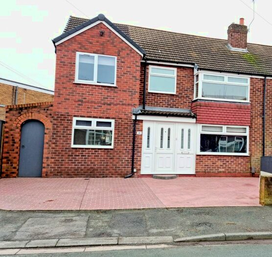 4 Bedroom Semi-Detached House To Rent In Gordon Avenue, Warrington, WA1