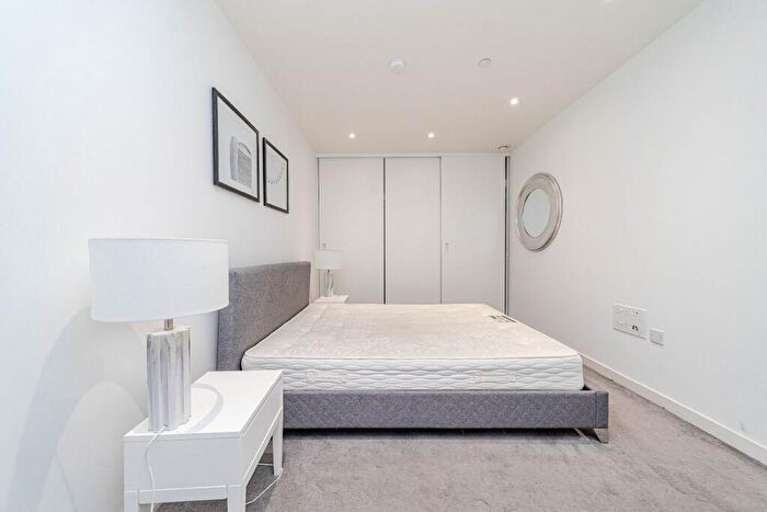 1 Bedroom Apartment For Sale In Flat, Odell House, Woodberry Down, London, N4