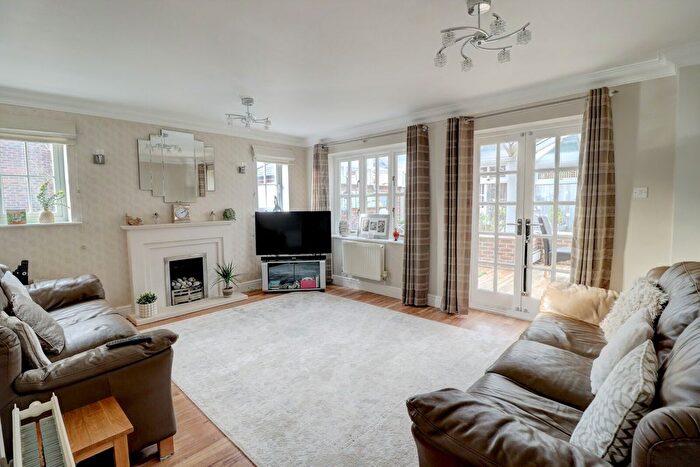 4 Bedroom Detached House For Sale In Gables Meadow, Holmer Green, Buckinghamshire, HP15