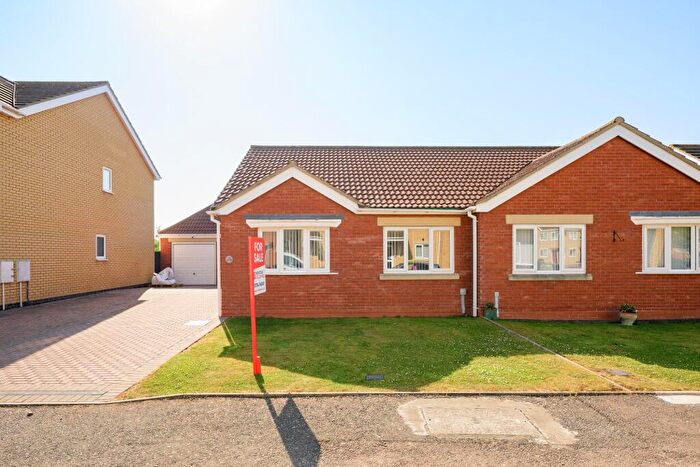 2 Bedroom Semi-Detached Bungalow For Sale In Blyton Road, Skegness, PE25