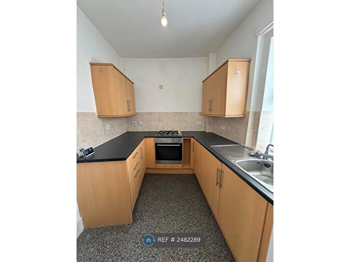 2 Bedroom End Of Terrace House To Rent In West View, Lemington, Newcastle Upon Tyne, NE15