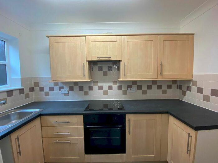 1 Bedroom Flat To Rent In Briarswood, Shirley, Southampton SO16