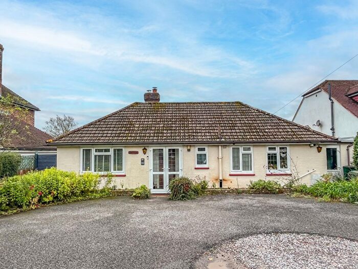 2 Bedroom Bungalow For Sale In Hastings Road, Battle, TN33