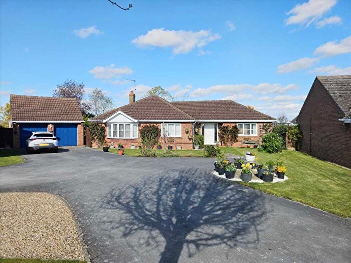 3 Bedroom Detached Bungalow For Sale In Kime Close, Folkingham, NG34