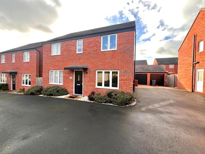 4 Bedroom Detached House For Sale In Pemberley Walk, Balmoral Close, St. Crispin, Northampton, NN5