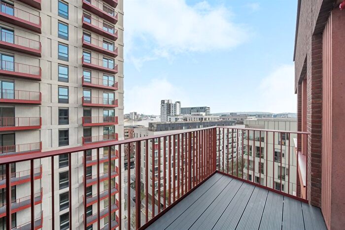 Studio To Rent In Peninsula Gardens, East Parkside, Lower Riverside, Greenwich Peninsula, SE10