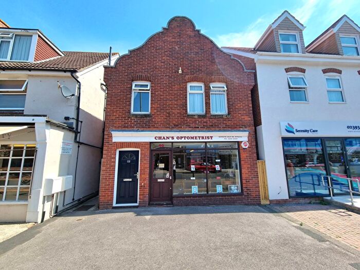 2 Bedroom Flat To Rent In High Street, Lee-On-The-Solent, PO13