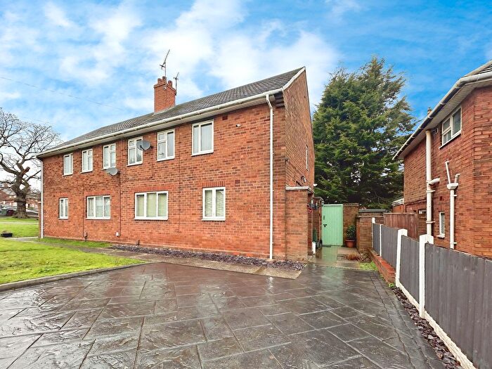 1 Bedroom Flat For Sale In Highfield Avenue, Westcroft, Wolverhampton, WV10