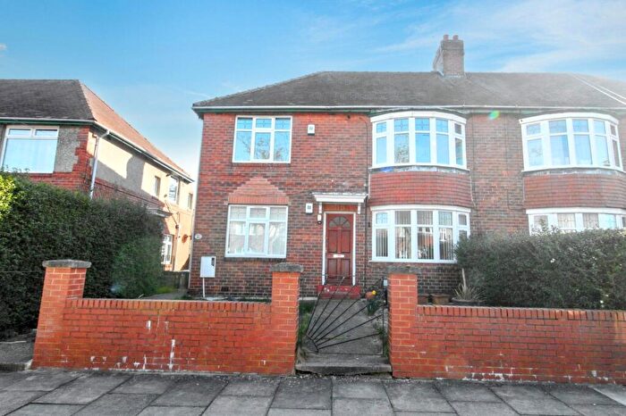2 Bedroom Flat To Rent In Linthorpe Road, Gosforth, Newcastle Upon Tyne, Tyne And Wear, NE3