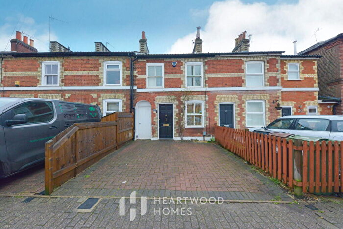 2 Bedroom Terraced House For Sale In Lattimore Road, St. Albans, AL1