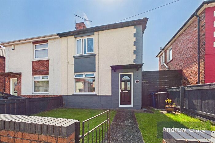 2 Bedroom Semi-Detached House For Sale In Morpeth Avenue, Jarrow, NE32