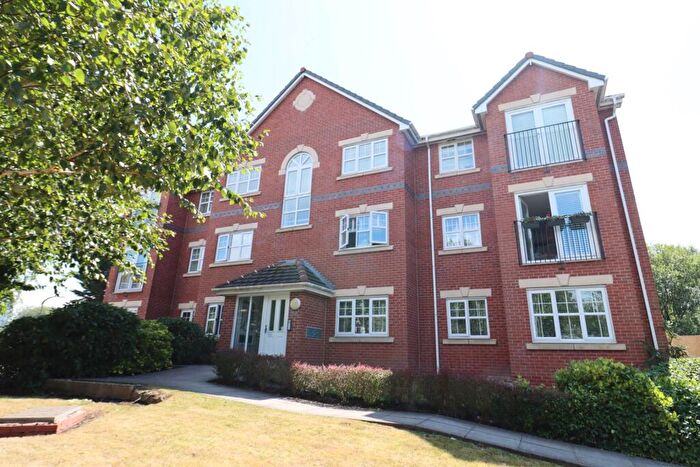 2 Bedroom Flat For Sale In Terminus Road, Bromborough, CH62