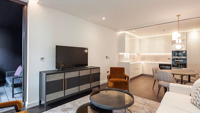 2 Bedroom Flat To Rent In Charles Clowes Walk, London, SW11