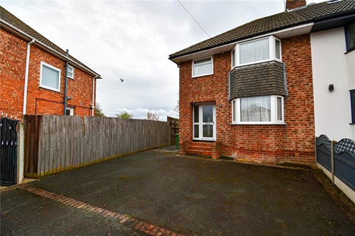 3 Bedroom Semi Detached House For Sale In Fender Way, Wirral, Pensby, CH61
